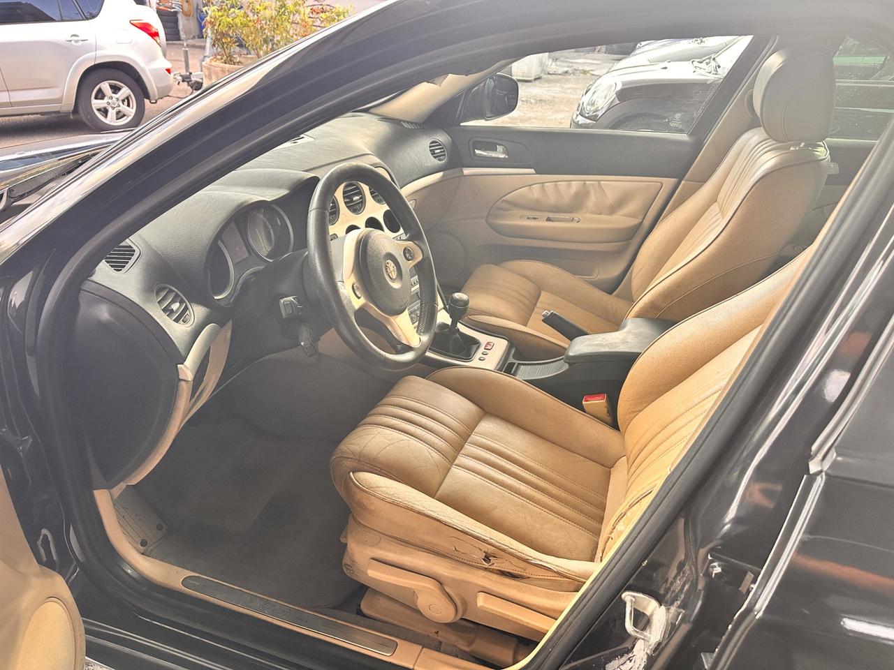 Alfa Romeo 159 1.9 JTDm Sportwagon Distinctive
