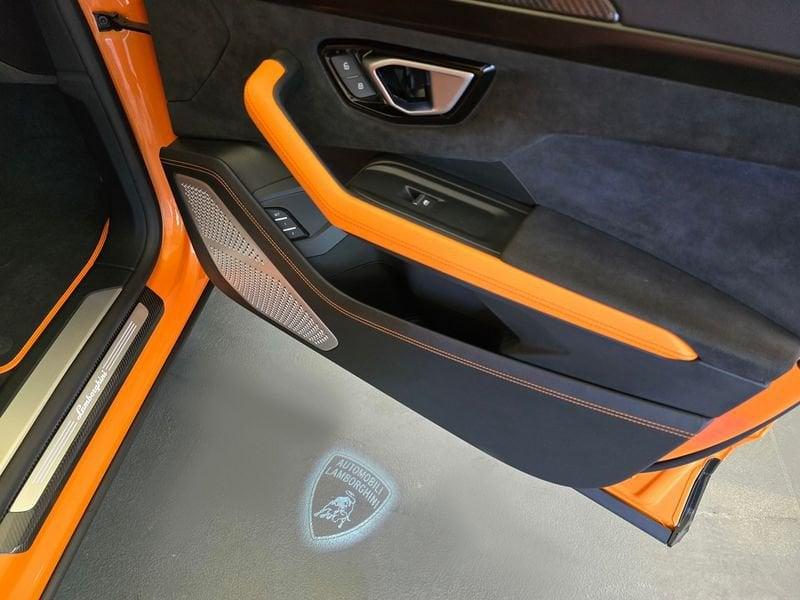 Lamborghini Urus Urus 4.0 Pearl Capsule