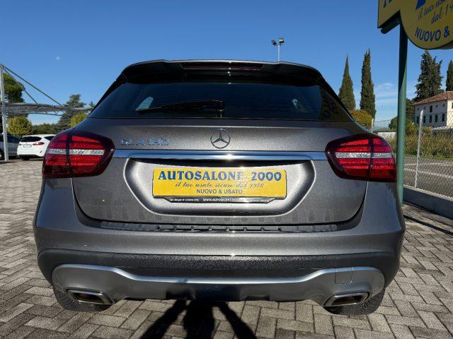 MERCEDES-BENZ GLA 180 Premium Auto. PREZZO REALE / NEOPATENTATI