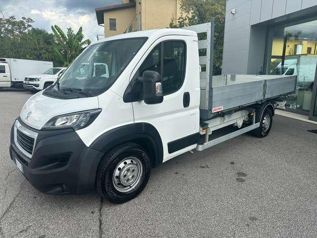 Peugeot Boxer 20hdiE6D CassTriribaltabile GancioTr4800x2170kg880