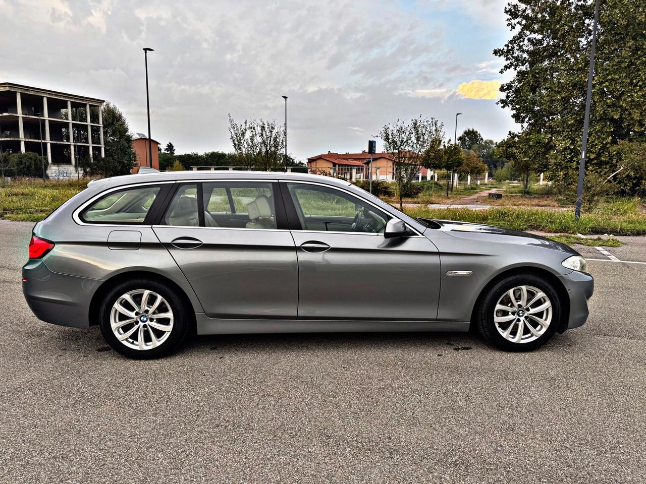 Bmw 530 530d Touring Eletta 245cv *Gancio Traino*
