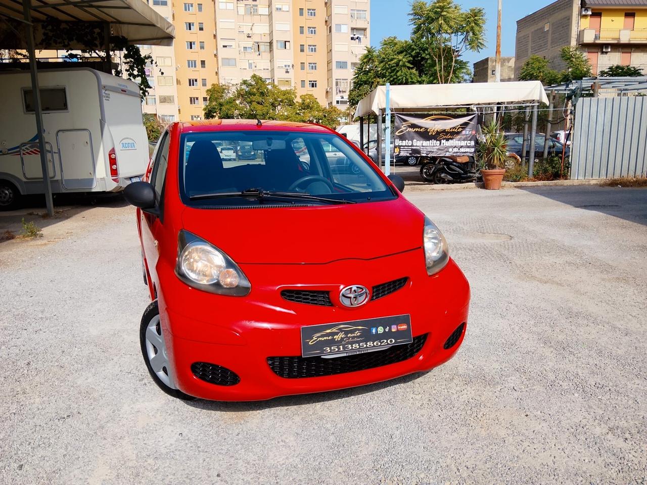 Toyota Aygo 1.0 12V VVT-i 5 porte Now 2011