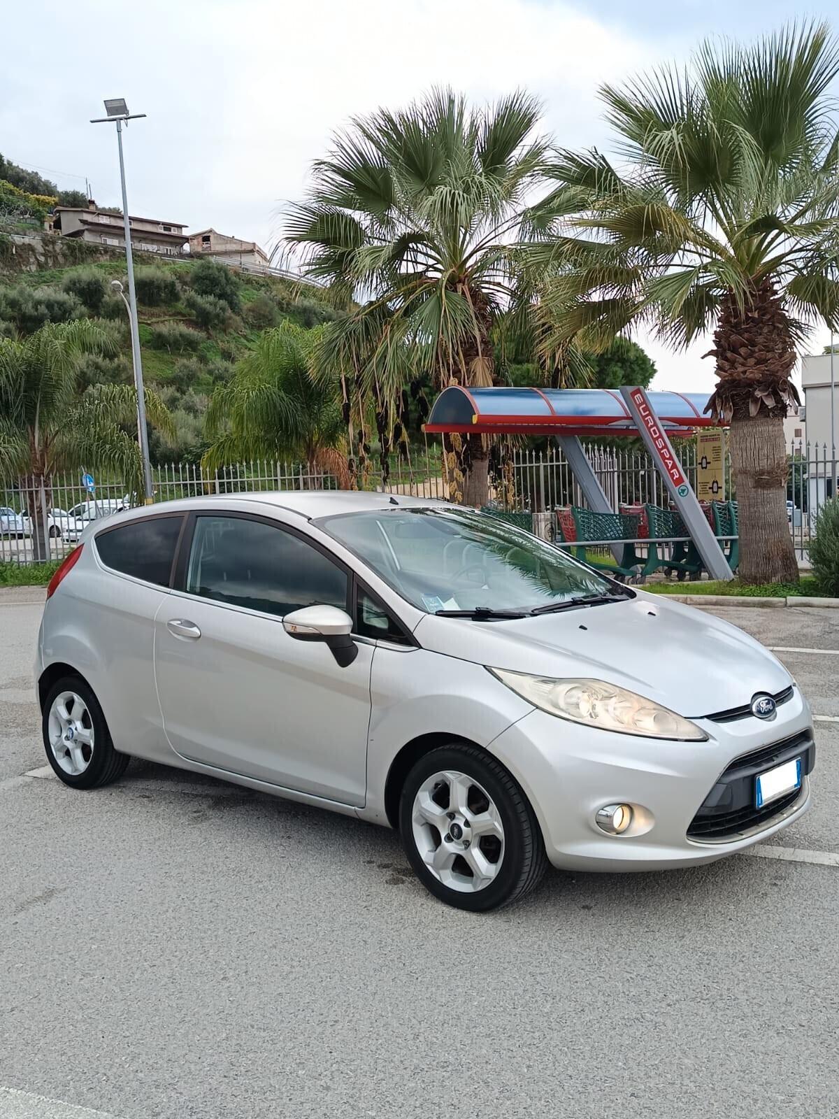 Ford Fiesta 1.4 TDCi 3p. Titanium