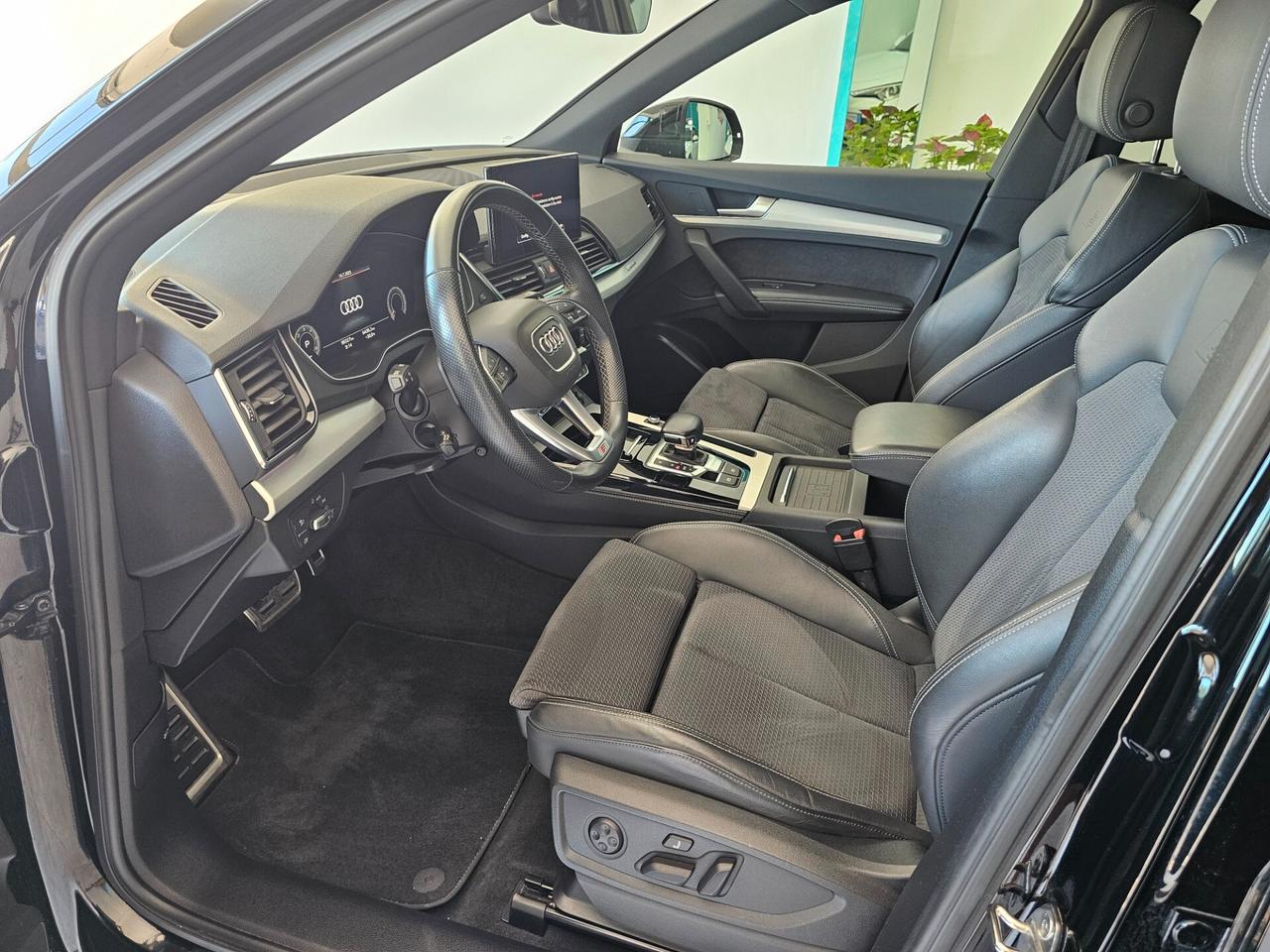 AUDI Q5 2.0 TDI 204CV QUATTRO 3 S-LINE BLAK EDITION