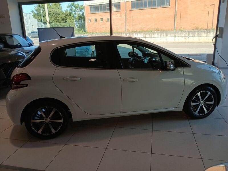 Peugeot 208 Allure BlueHDi 75cv