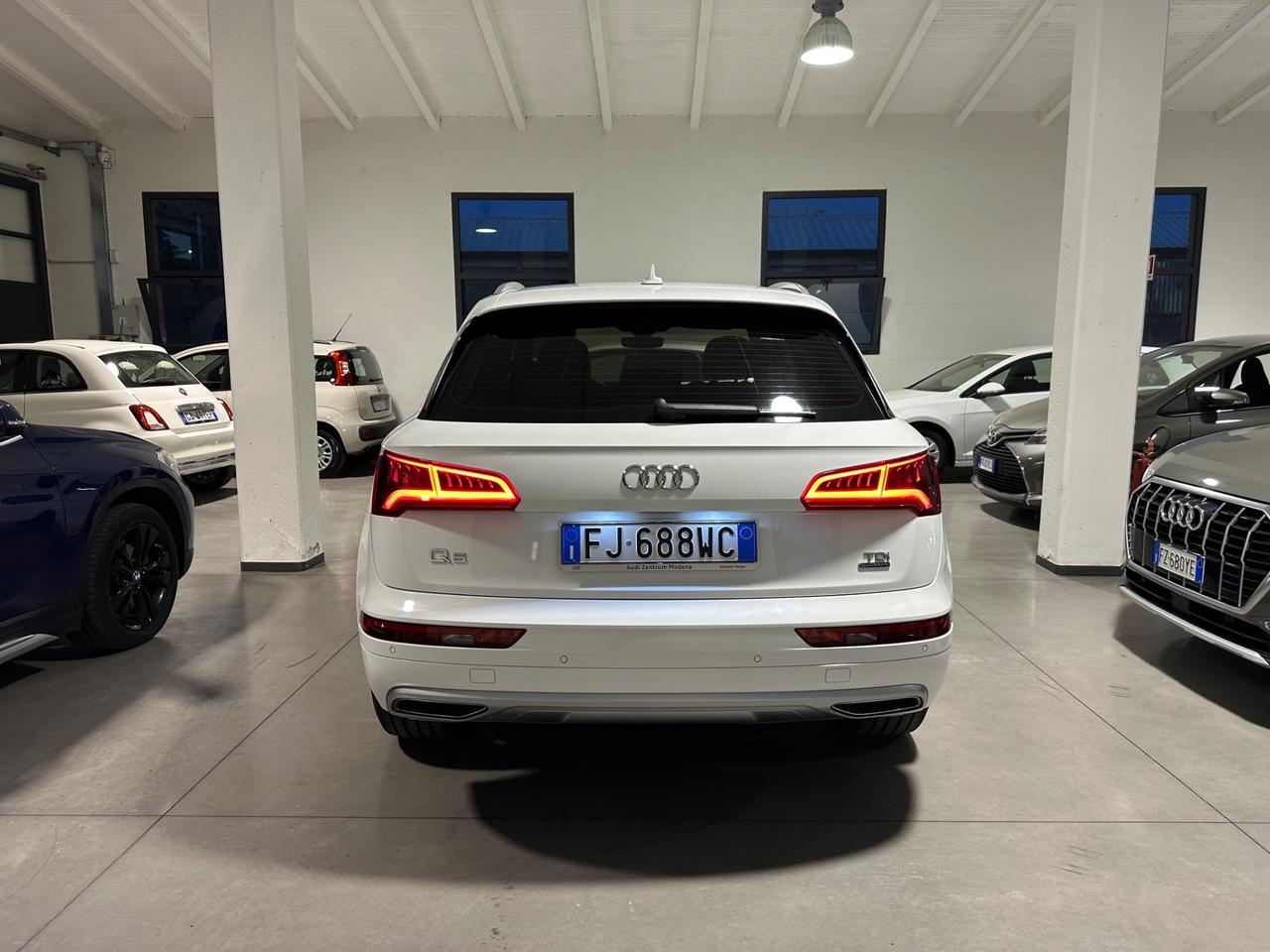 Audi Q5 2.0 TDI 190 CV quattro S tronic Business Sport