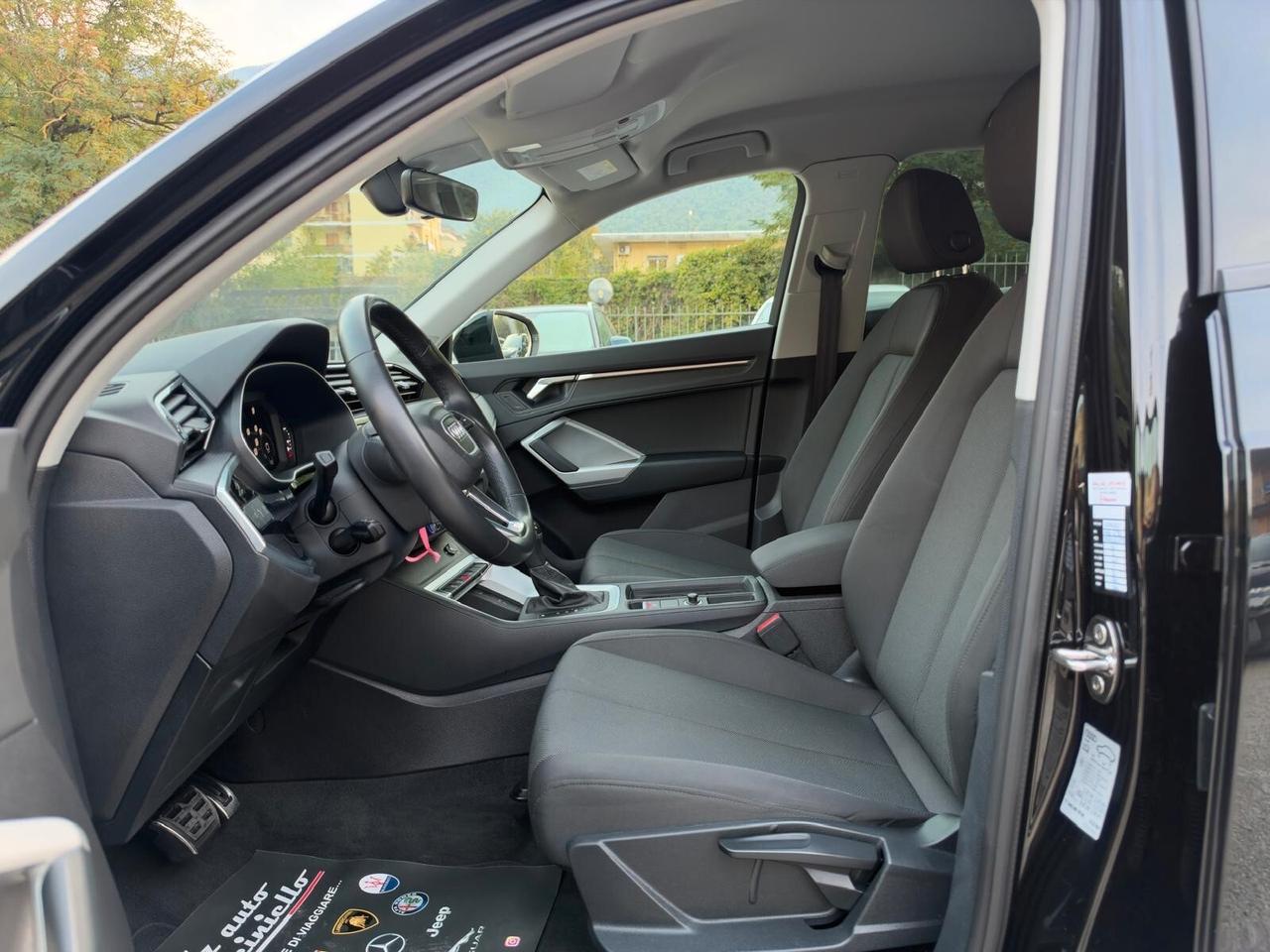 Audi Q3 35 TDI 150 CV S tronic IDENTITY BLACK - S-LINE FULL- MATRIX - MY 22