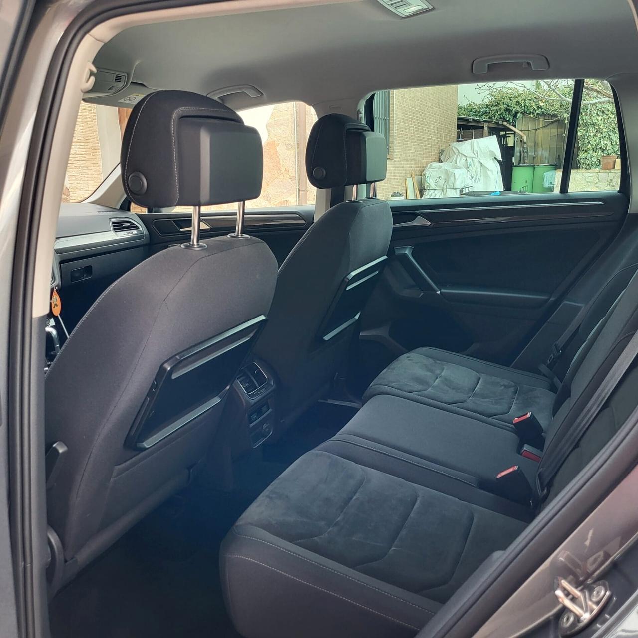 Volkswagen Tiguan 2.0 TDI SCR DSG 4MOTION Executive BMT