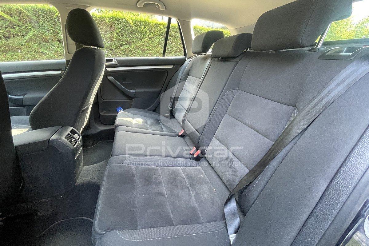 VOLKSWAGEN Golf Variant 2.0 TDI DPF Highline