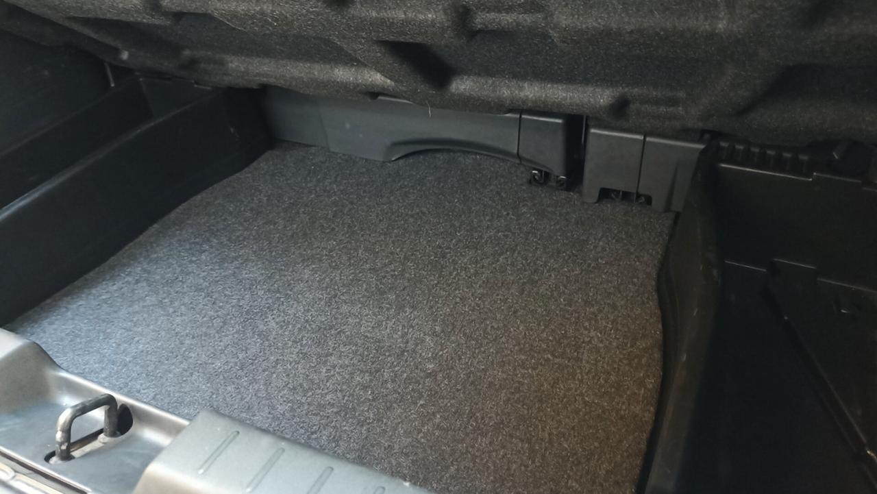 Toyota Yaris 1.4 D-4D 5 porte M-MT Sol automatica