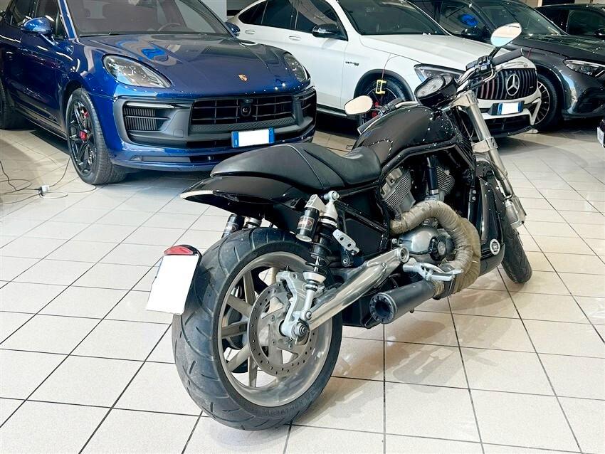 Harley-davidson 1130 V-ROD - VRSCR Street Road