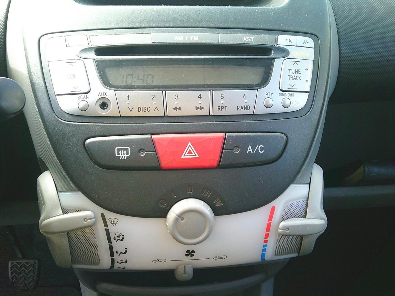 Toyota Aygo 1.0 12V VVT-i 5 porte Sol M-MT