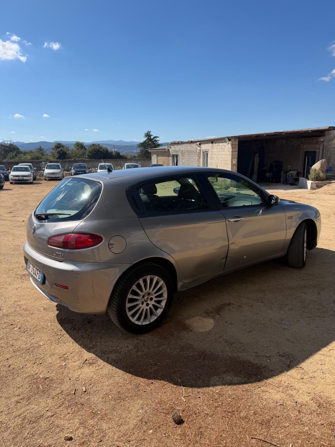 Alfa Romeo 147 1.9 JTD M-JET 16V 5 porte Exclusive