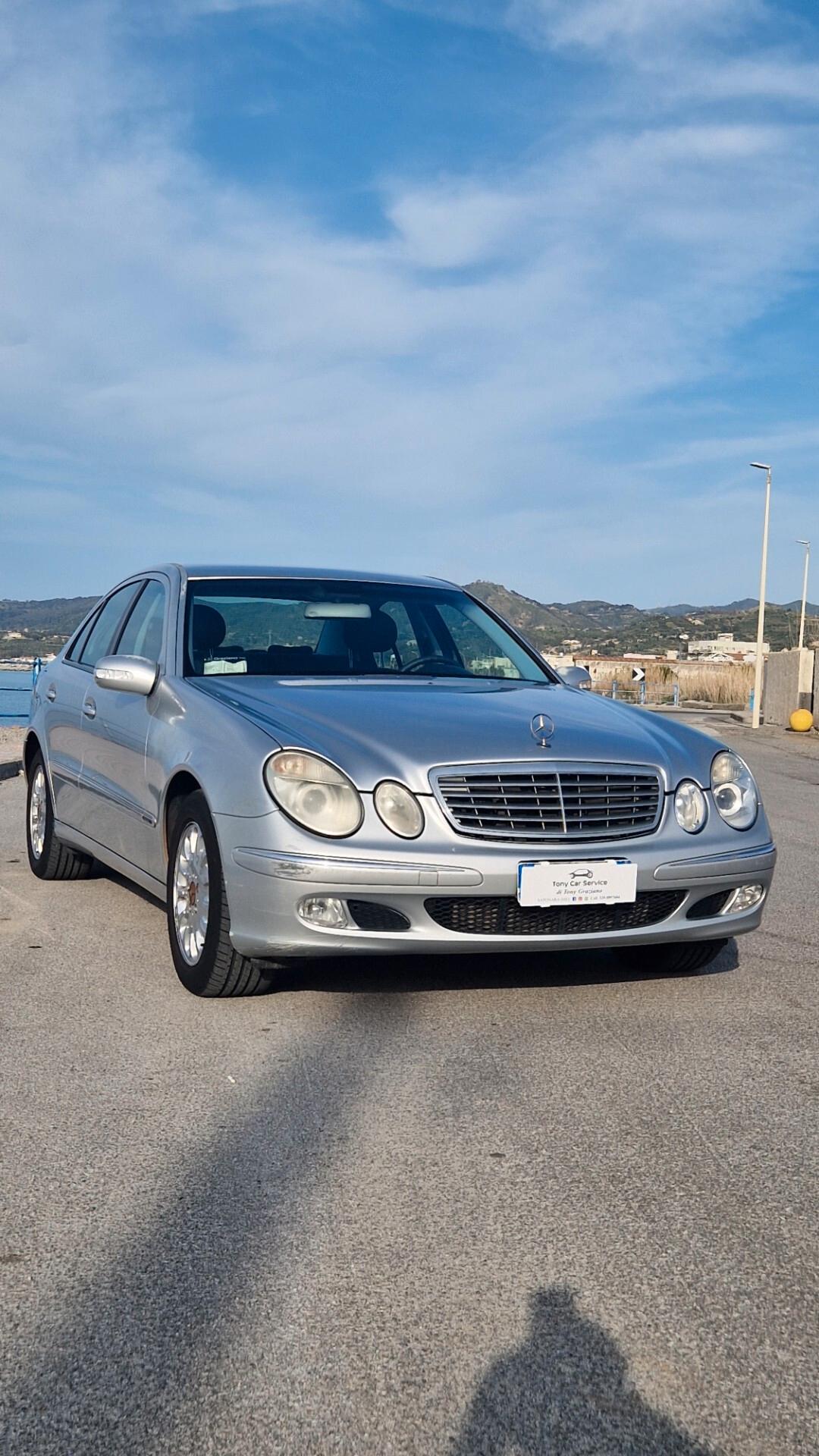 Mercedes-benz E 270 CDI cat Elegance