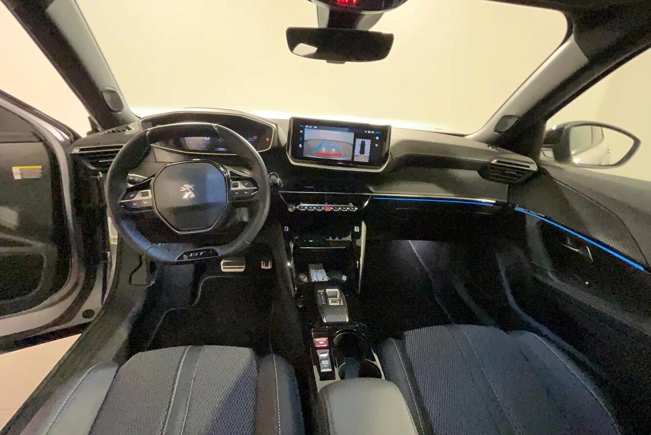 Peugeot 2008 motore elettrico 136 CV Active