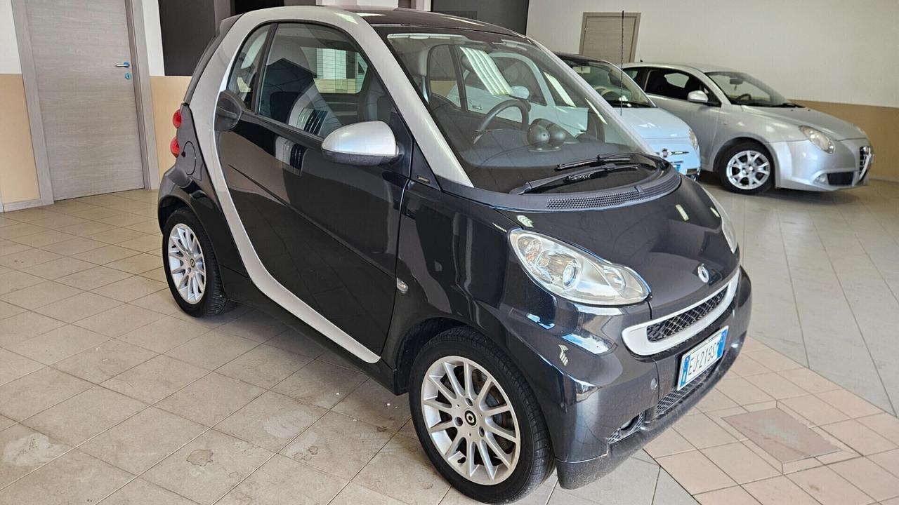 Smart ForTwo 800 40 kW coupé passion cdi