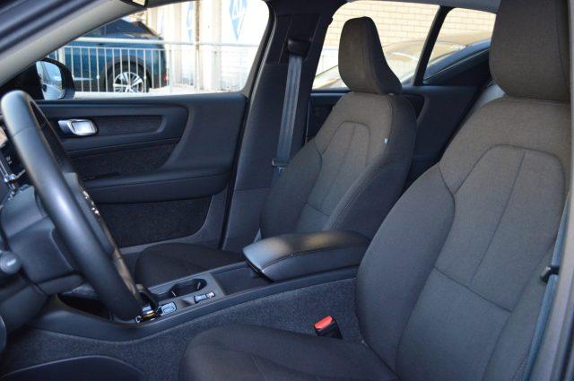 VOLVO XC40 T2 automatico Essential