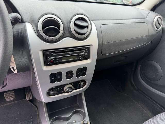 Dacia Sandero 1.4 8V Lauréate