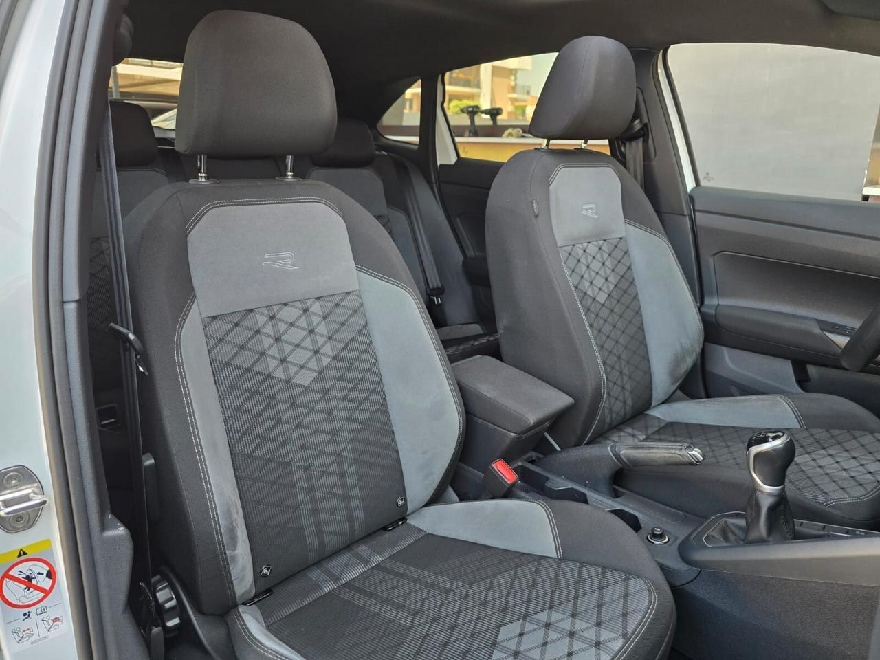 Volkswagen Taigo 1.0 TSI 110 CV R-Line