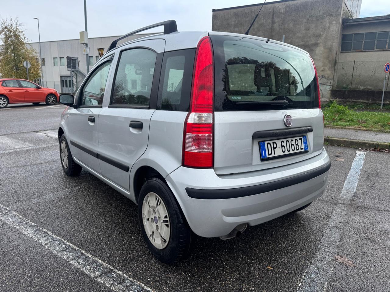 Fiat Panda idonea ai neopatentati 5 posti