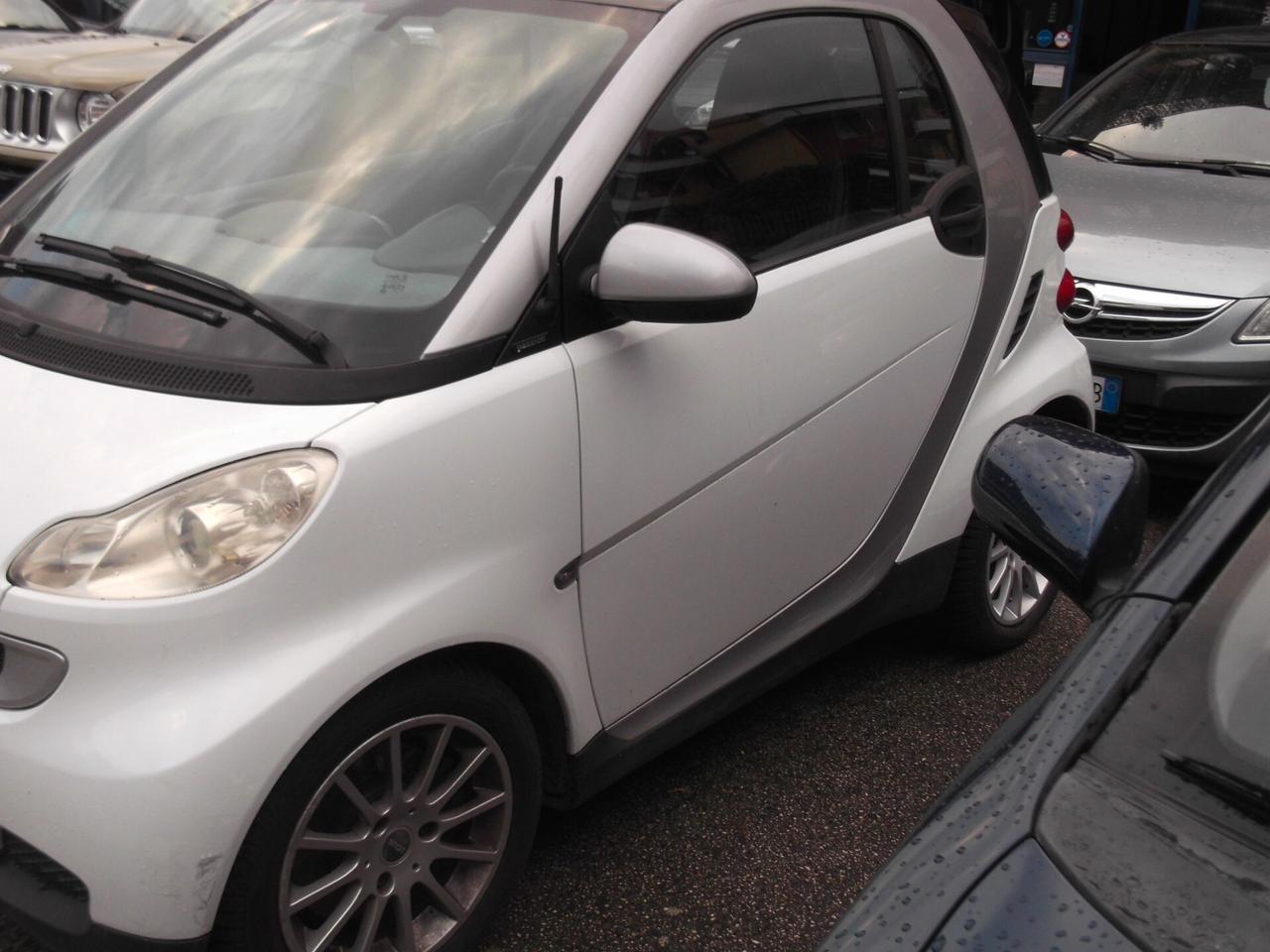 Smart ForTwo 1000 52 kw MHD Coupè "Bianca" Lim - 27