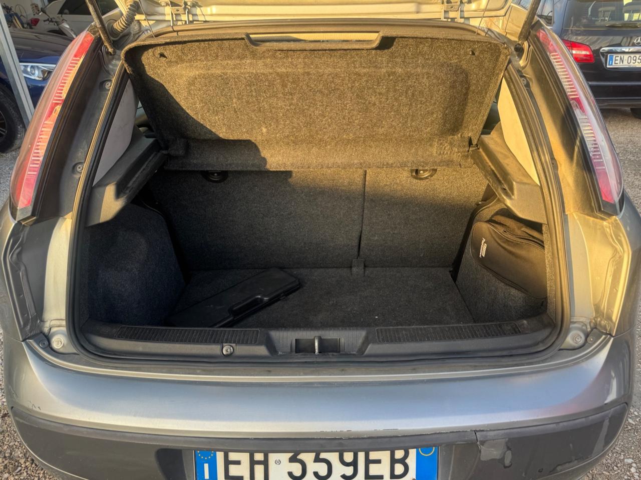 Fiat Grande Punto 1.3MJT 75 5p.Van Actual 4pt