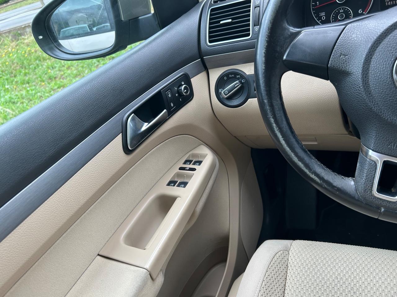 Volkswagen Touran 1.6 TDI Comfortline
