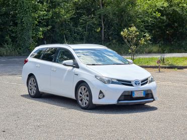 Toyota Auris Touring Sports 1.8 Hybrid Active 2015-E6 Automatico NEO