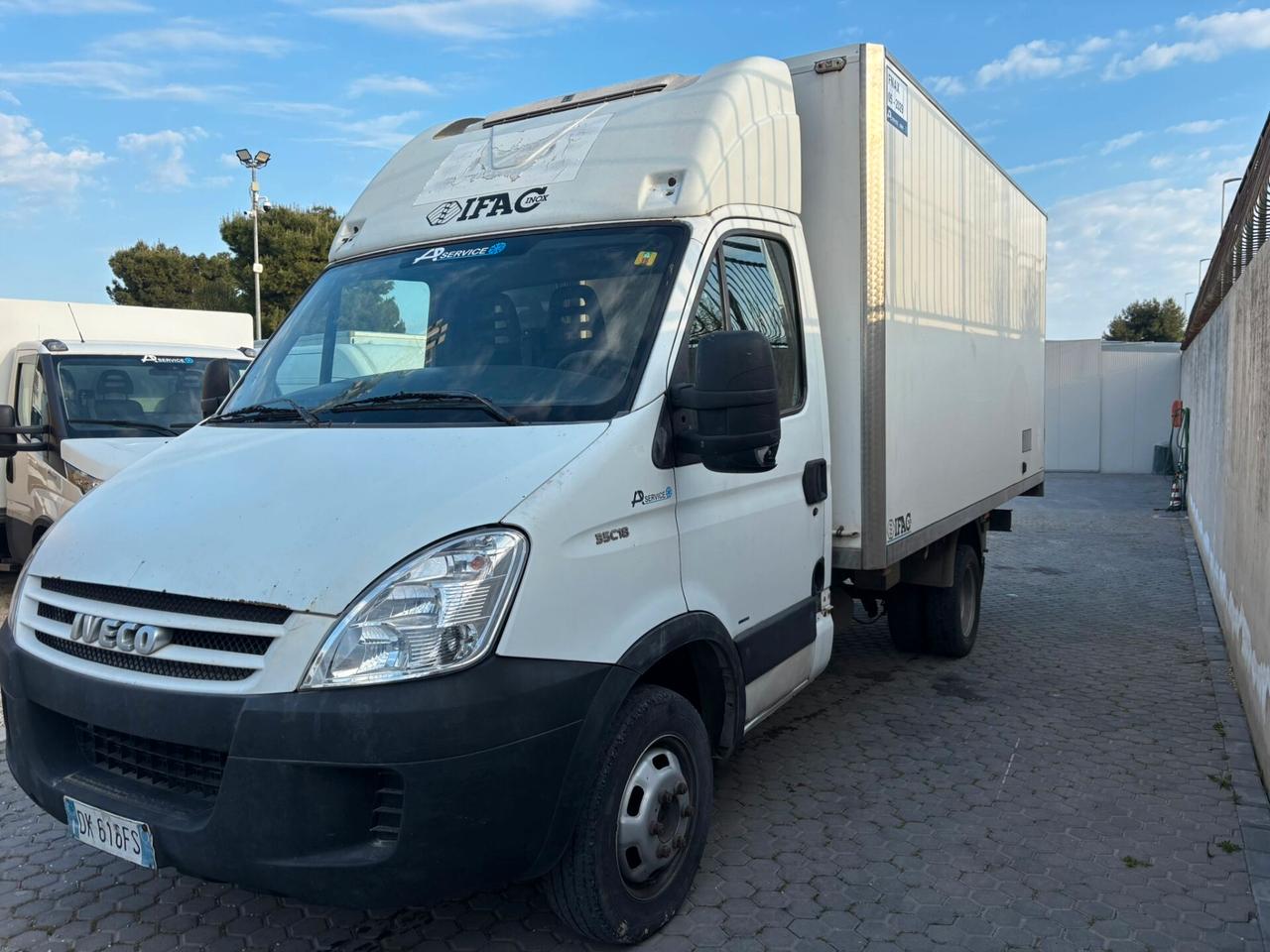 IVECO Daily 35C18 3.0 180CV – FRIGO THERMOKING V300 MAX – ATP 2029 – 8 PEDANE
