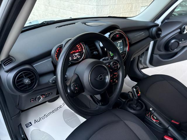 MINI Cooper D 1.5 Cooper D Business 5 porte CARPLAY
