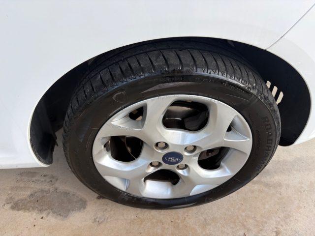 FORD Fiesta 1.4 5 porte Bz.- GPL Titanium OK NEOPAETNTATI