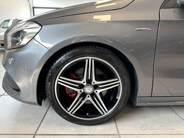 Mercedes-benz A 250 Premium AUTO