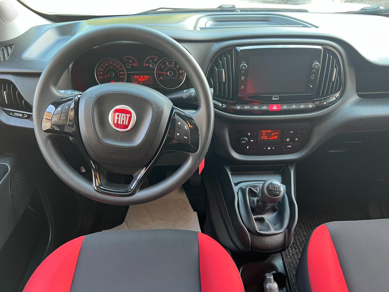 Fiat Doblo Maxi 1.6 MJT 101 CV PL Combi N1 Autocarro 5 posti **Km 18.600**