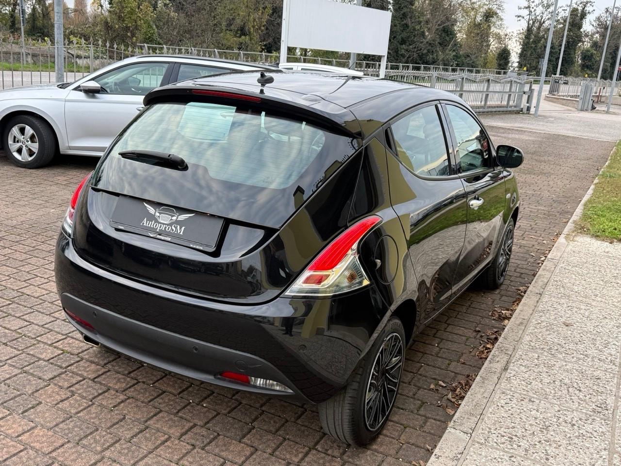 Lancia Ypsilon 1.0 FireFly 5 porte S&S Hybrid Gold SOLI 5MILA KM