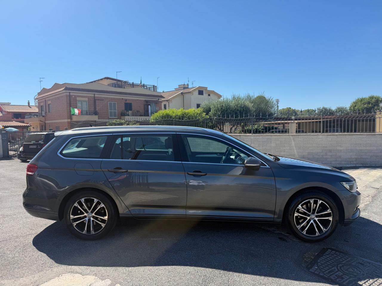 Volkswagen Passat 1.6 TDI DSG Comfortline BlueMotion Technology