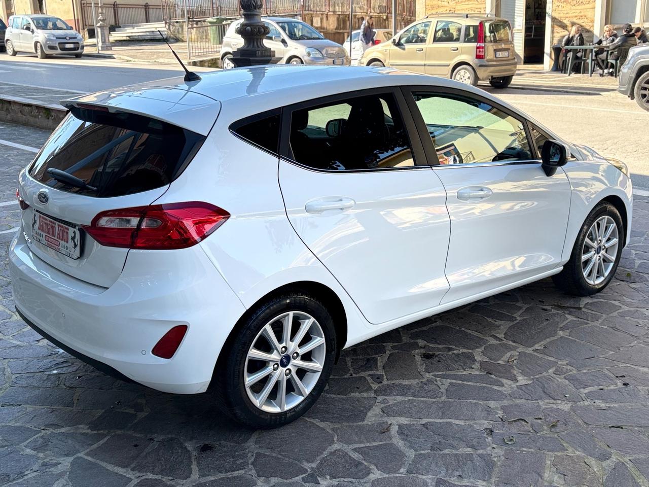 Ford Fiesta 1.5 EcoBlue 5P Titanium FULL/LED/NAV