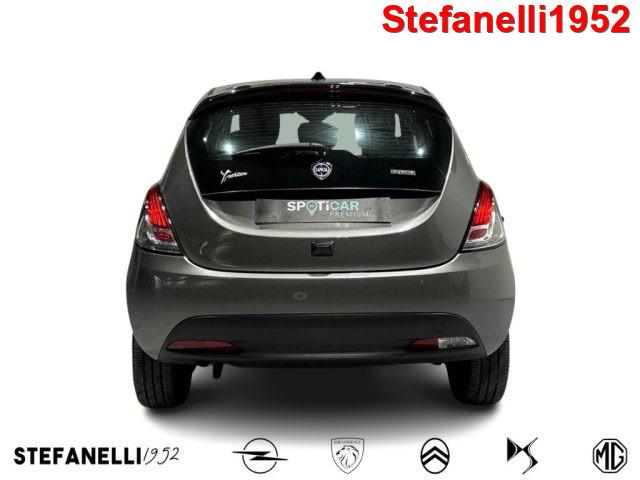 LANCIA Ypsilon 1.0 FireFly 5 porte S&S Hybrid Silver