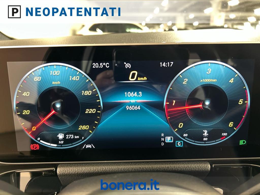 Mercedes GLA 180 180 D Premium 8G-DCT