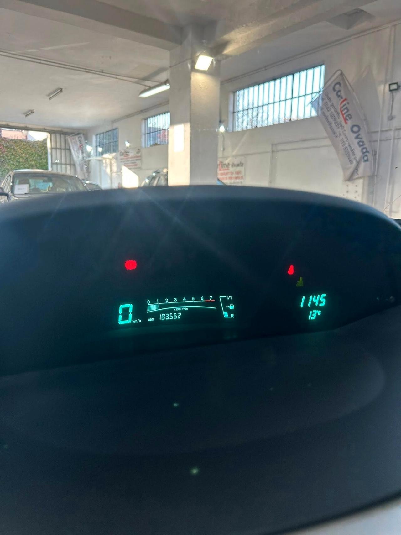 Toyota Yaris 1.0 -2008 FRIZIONE NUOVA