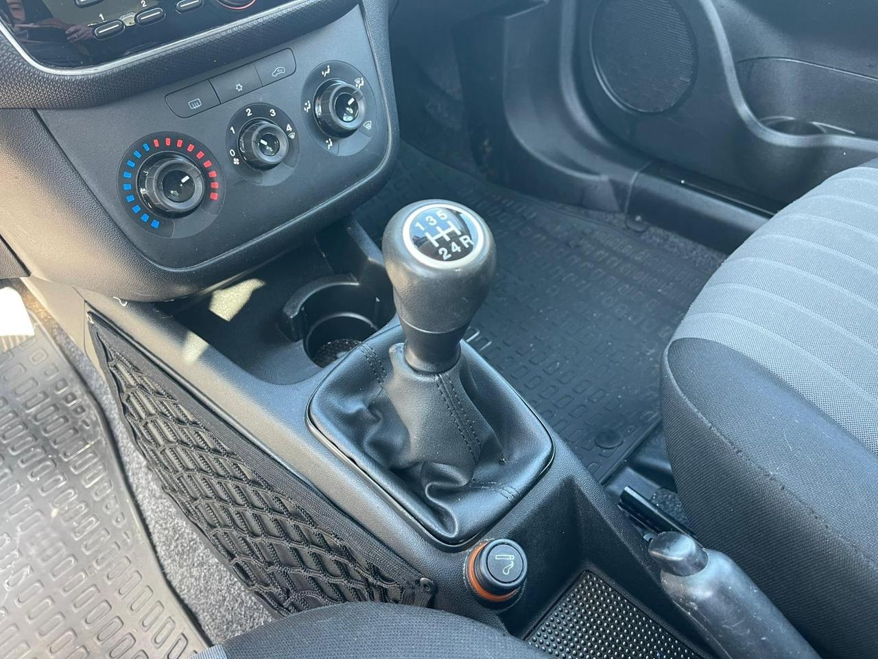 Fiat Punto 1.3 MJT II S&S 95 CV 5 porte Street