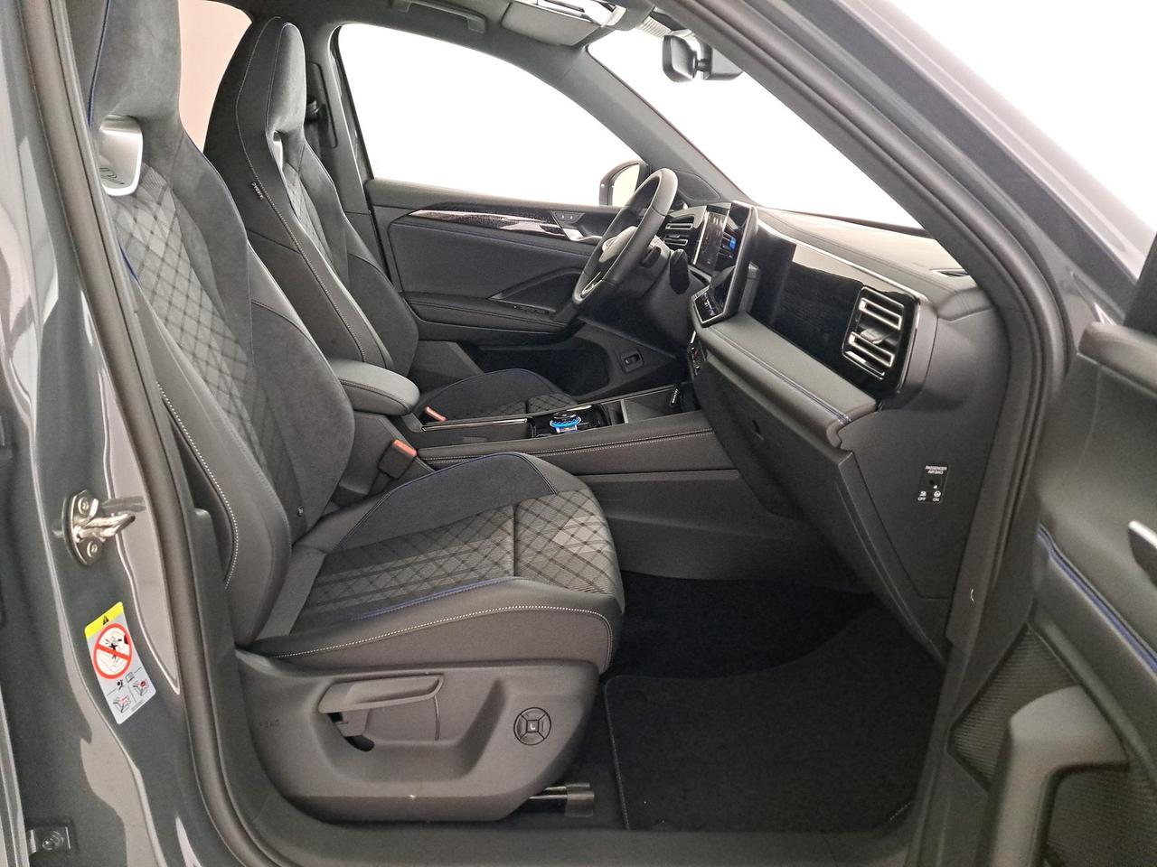 Volkswagen Tiguan 2.0 tdi r-line 150cv dsg