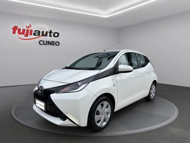 Toyota Aygo 5p 1.0 x-play m-mt