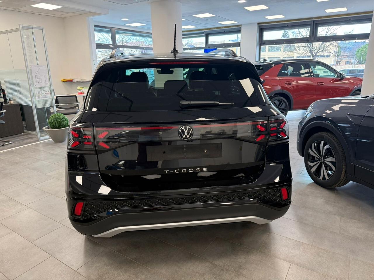 VOLKSWAGEN T-CROSS 1,0 TSI 115 CV R-LINE MY26 MAN 5P