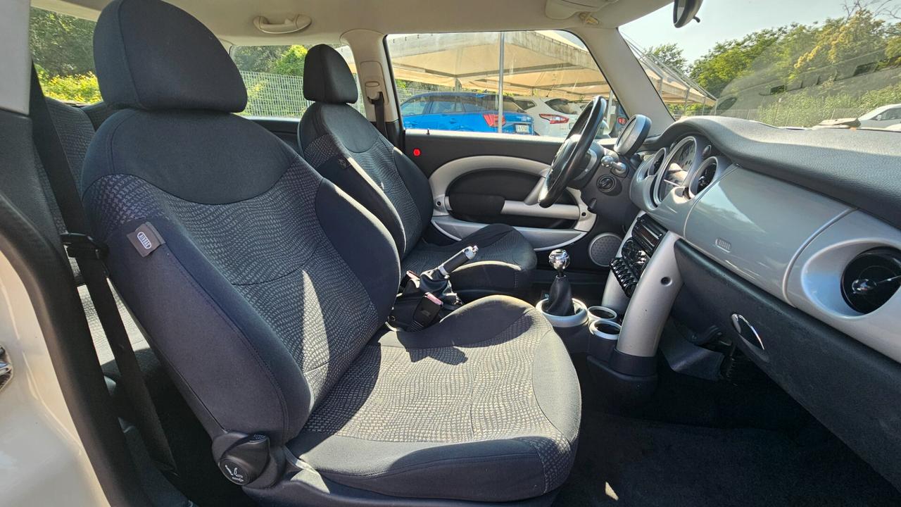 Mini Mini 1.6 16V Cooper