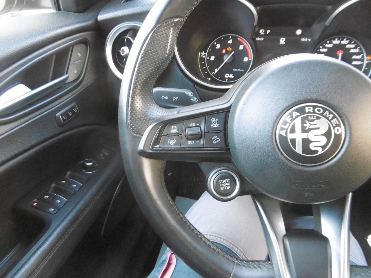 Alfa Romeo Stelvio 2.2 Turbodiesel 210 CV AT8 Q4 Ti