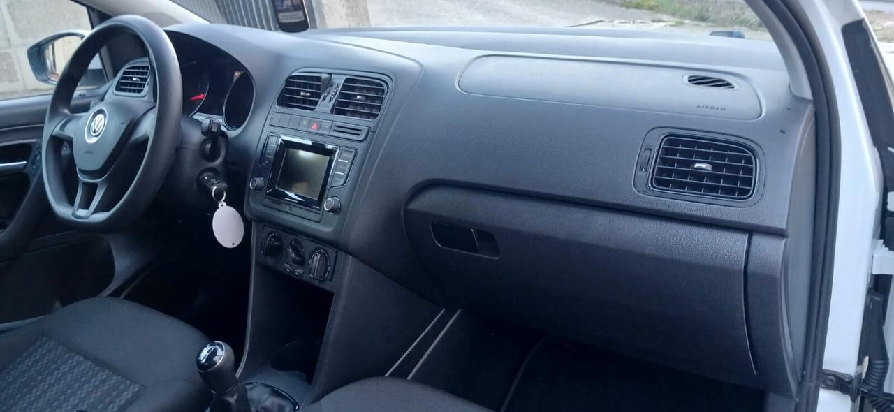 Volkswagen Polo 1.0 MPI 5p. Business Trendline - 2016