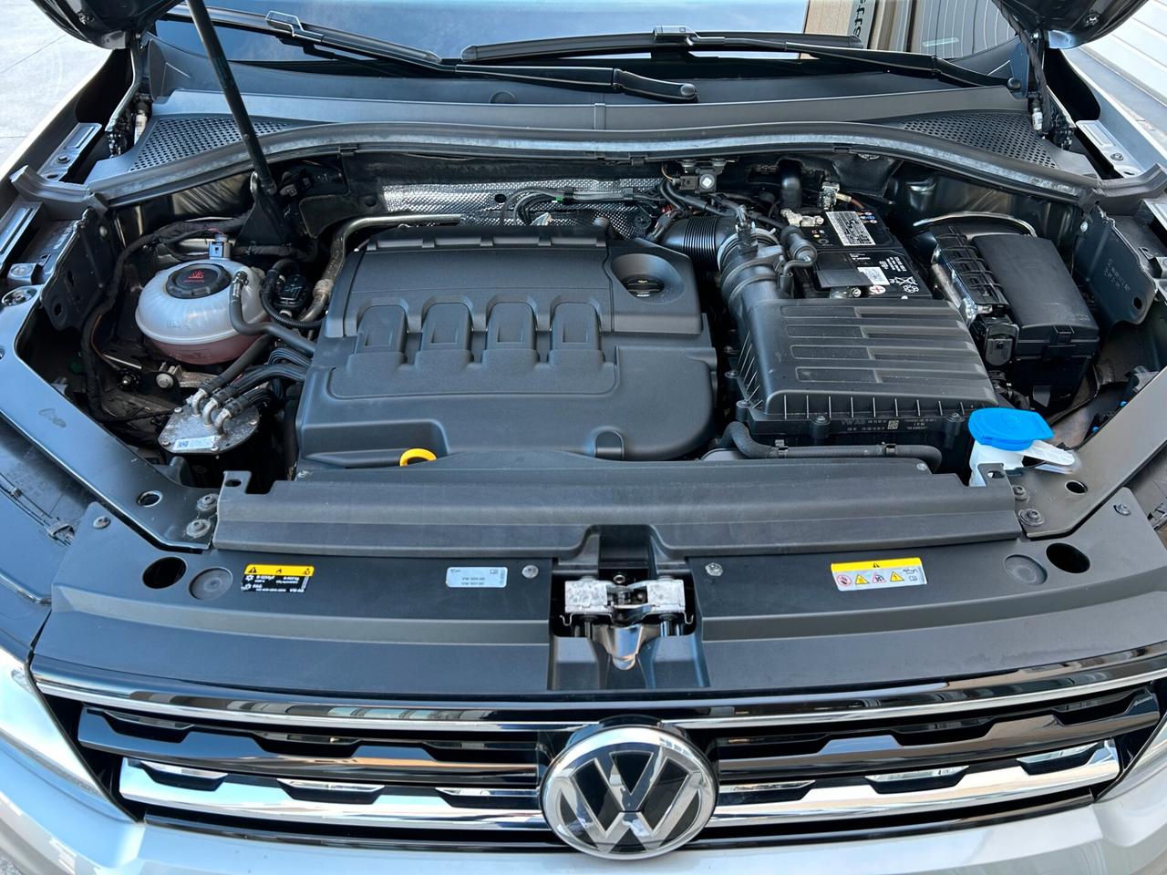 Volkswagen Tiguan 2.0 TDI SCR DSG Business BlueMotion Technology