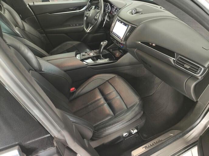 Maserati Levante V6 AWD Gransport 350 cv