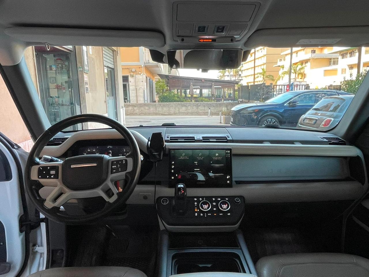 Land Rover Defender 110 2.0 SD4 240CV AWD Auto HSE