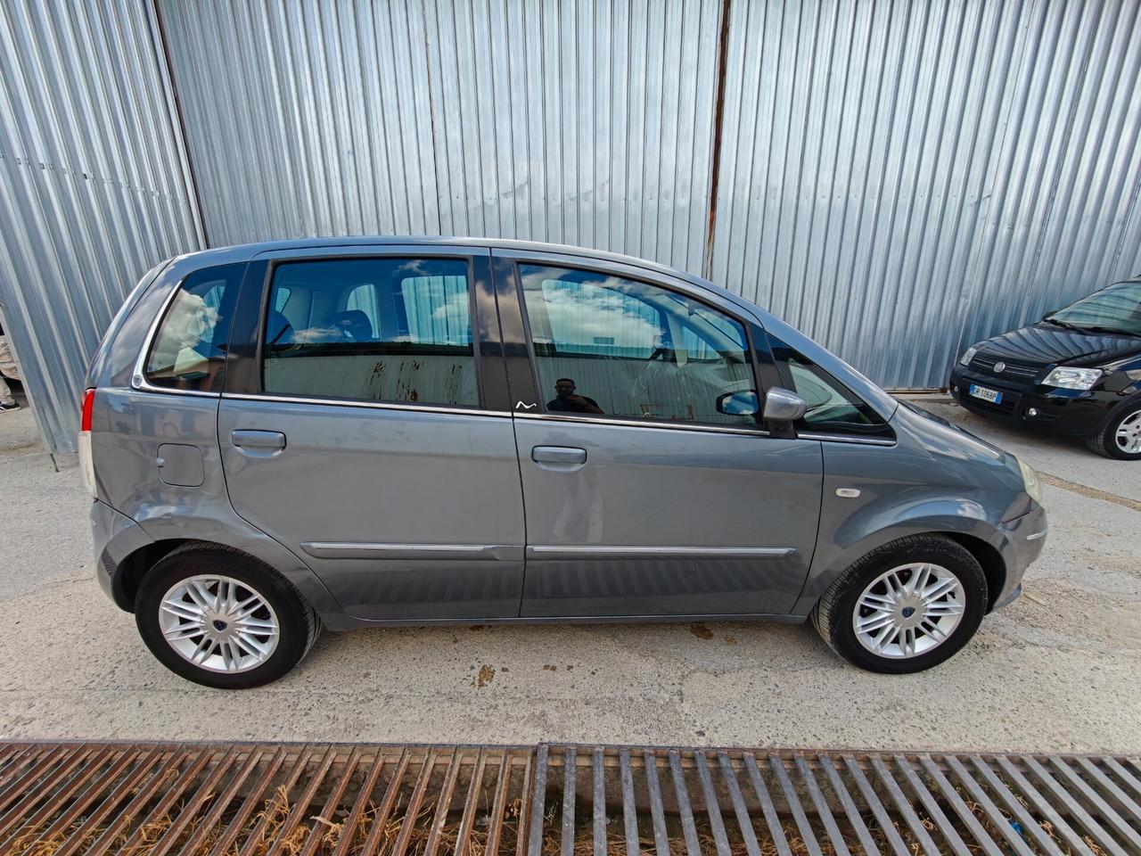 Lancia MUSA 1.3 Multijet 16V 70 CV Oro Plus